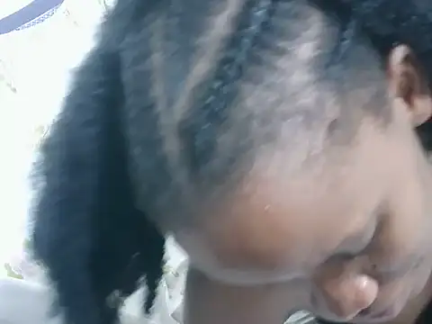 prettybeee's cam snapshot