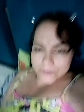 Mia_ThompsonXX's cam snapshot