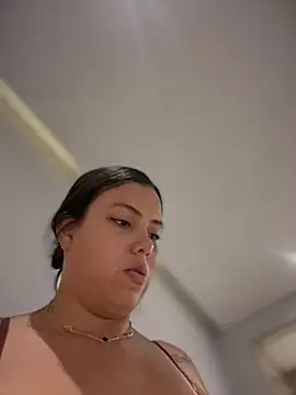 Luxee-'s cam snapshot