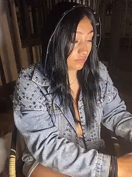 Georgia_Pink's cam snapshot