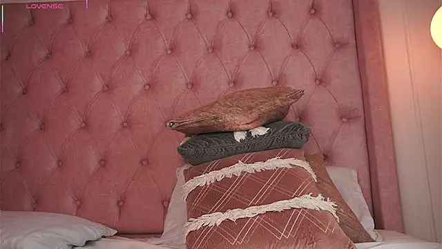 Honeyymoonn_'s cam snapshot