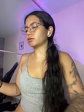 Rosita_forever_'s cam snapshot