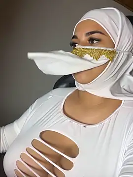 yasmin_rahal's cam snapshot