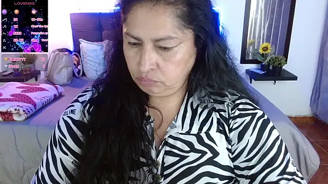 Keyla01_'s cam snapshot