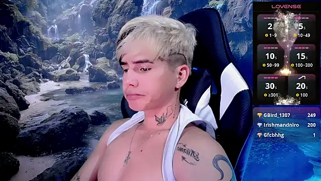 Tayson_Rivers's cam snapshot