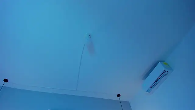 twink_royale18's cam snapshot