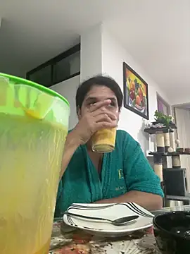 siri_duque's cam snapshot