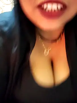 Indian-Nazia's cam snapshot