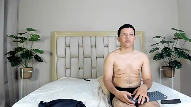 DannandSebastian's cam snapshot