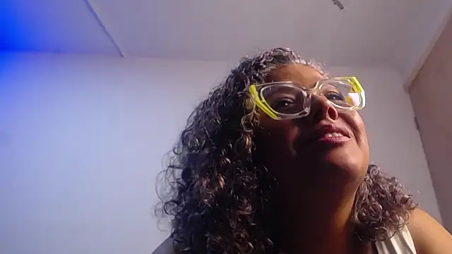 mia_pazzi's cam snapshot