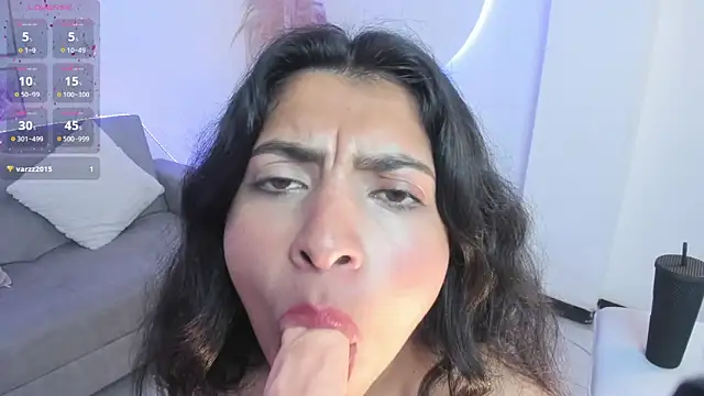 Julie_devani's cam snapshot