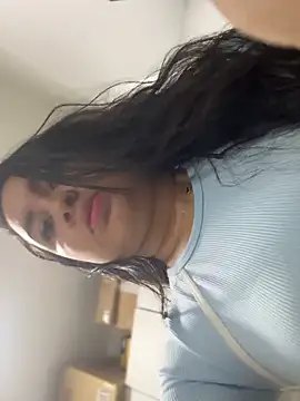 Pretty_Isadora's cam snapshot