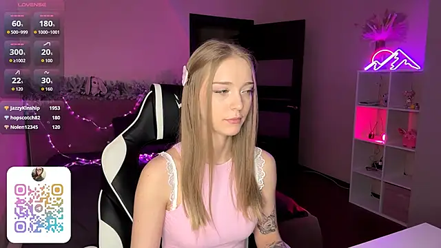 EvaPeace's cam snapshot