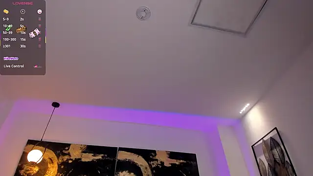 AliceHarper_'s cam snapshot