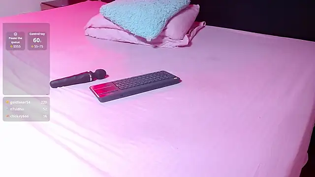 i_am_karoll's cam snapshot