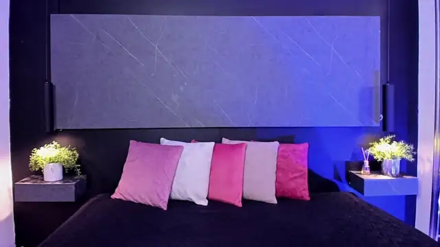 arcangel_harris's cam snapshot