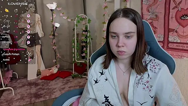 lunalyna's cam snapshot