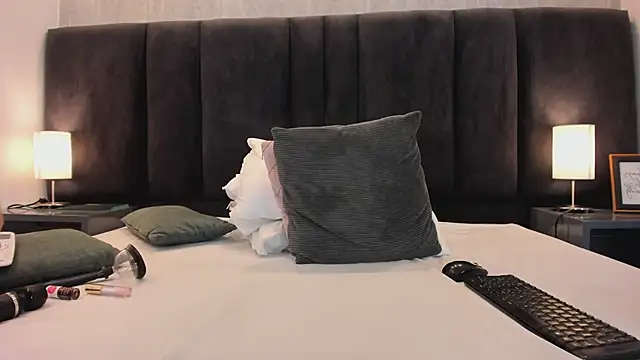 Freyaa__'s cam snapshot