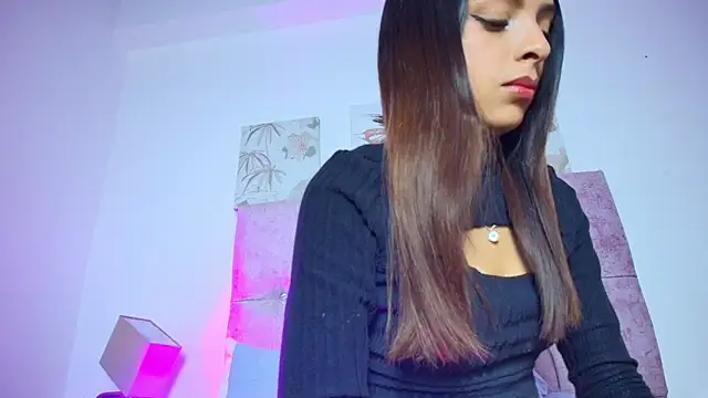 Skye_Moore's cam snapshot