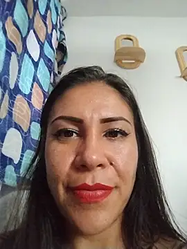 KittyHoleshot87's cam snapshot