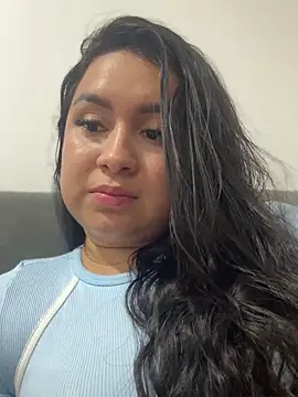 Pretty_Isadora's cam snapshot