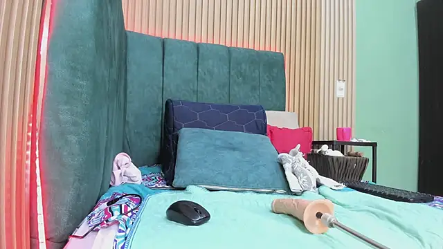 EvelynFoxx-'s cam snapshot