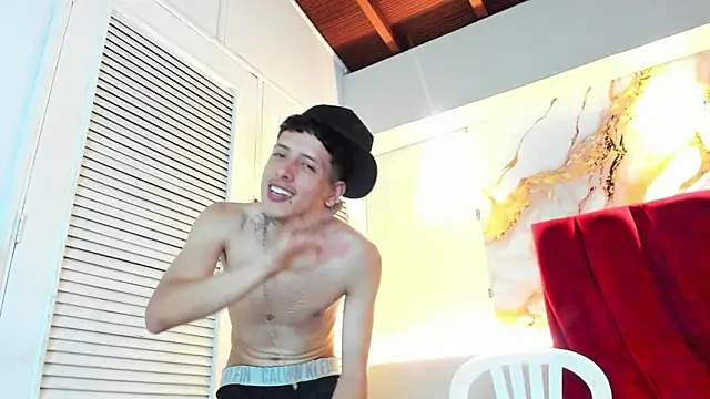 ESTEBAN_2102's cam snapshot