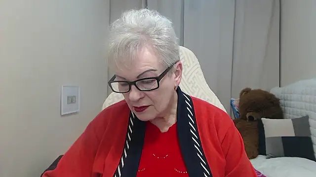 KayleSmoll's cam snapshot