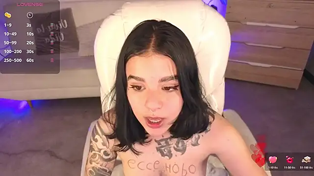 Nicole_Foxx_'s cam snapshot