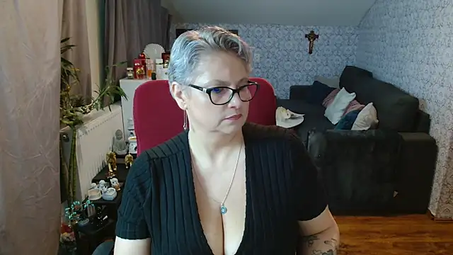 bigtits4you's cam snapshot