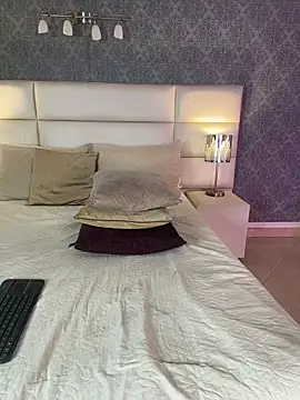 Celeste_Amber's cam snapshot