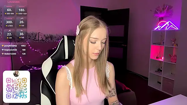 EvaPeace's cam snapshot