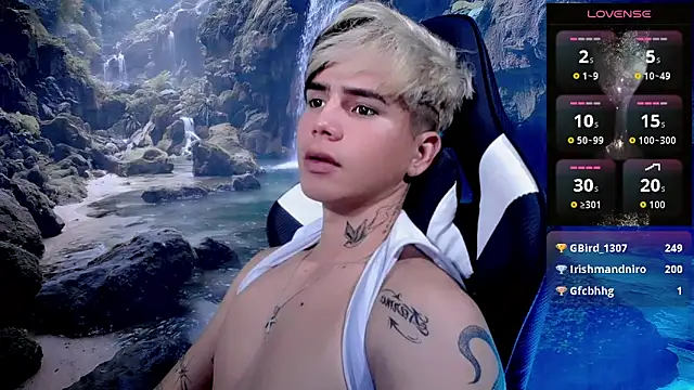 Tayson_Rivers's cam snapshot