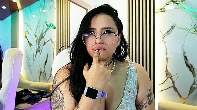 Emma_Walkerr_'s cam snapshot