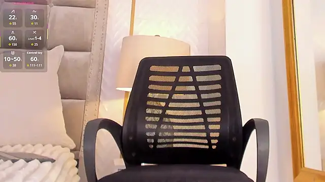 ZaraVesari's cam snapshot