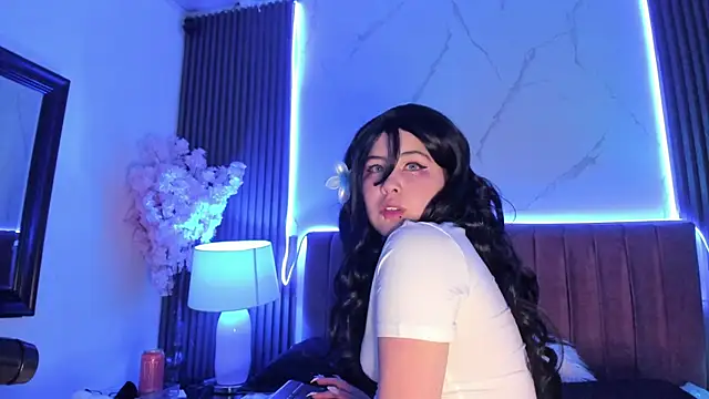 HoneyBonny_'s cam snapshot