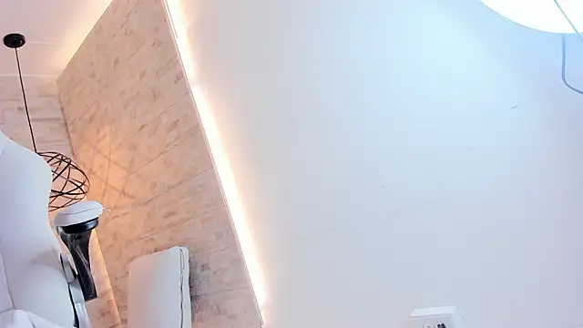 celene_midnight's cam snapshot