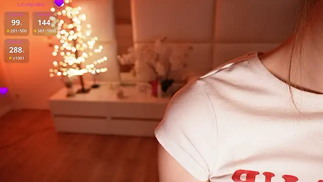 Lilly_Colins's cam snapshot