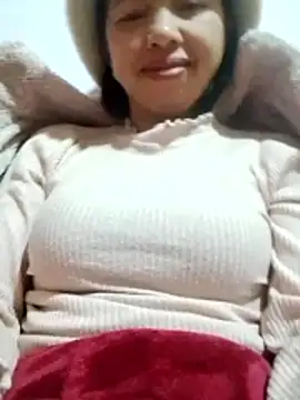 TRIEUTRIEU20 live sex cam