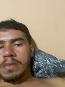 reipromiscuo01 live sex cam