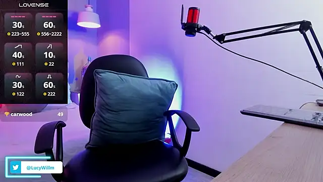 Lucy_Williiams's cam snapshot