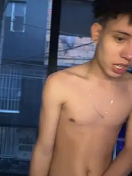 yoursexyjose live sex cam