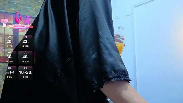 daniela_xue's cam snapshot