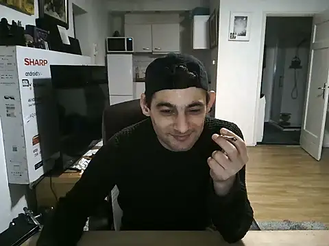 mihaimichael's cam snapshot