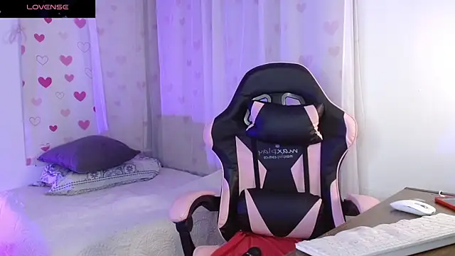 antonella_ed's cam snapshot