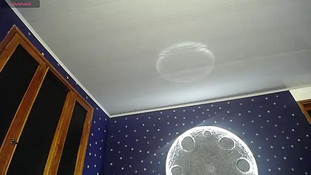 nairobi8's cam snapshot