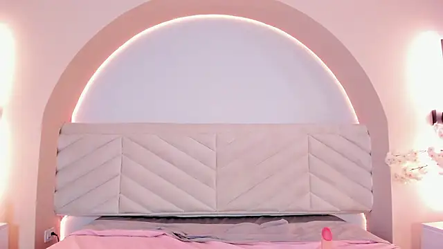 harper_Brown_'s cam snapshot