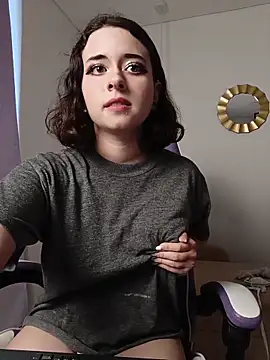 Mia_wee's cam snapshot