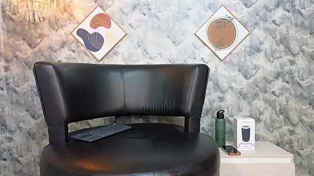 Apolo_rousse1 live sex cam