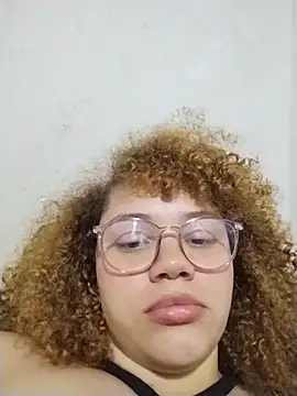 SirenRouge_69's cam snapshot